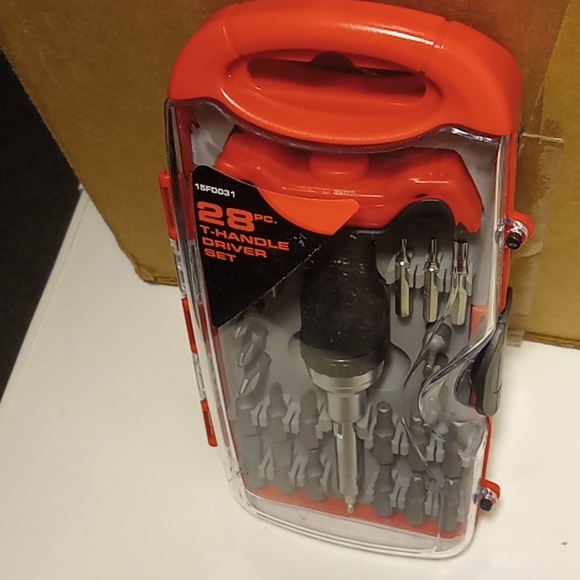Screwdriver Ratcheting Mechanics Tool Set Brand New 28 Bit T-Handle Drive Set - Picture 7 of 7